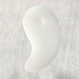 Heart-Shaped Beeswax Gua Sha Massage Tool for Face & Body – SPA Scraper and Acupuncture Massager